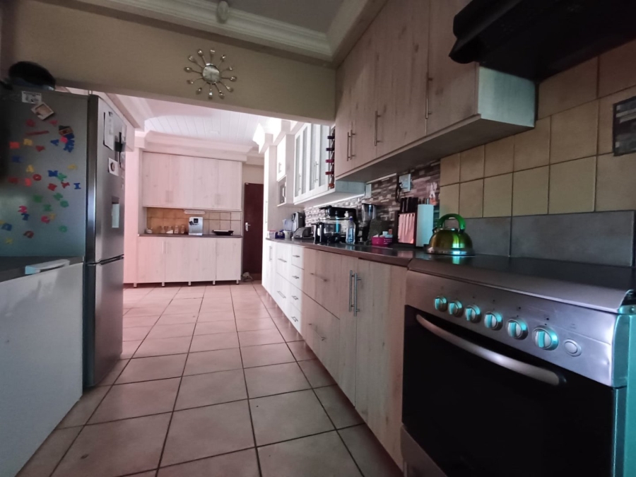 3 Bedroom Property for Sale in Roosheuwel North West